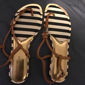 Gianni Bini sandals